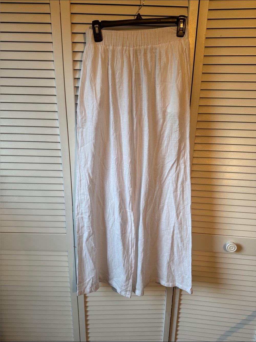 Classic White Wide-Leg Pull-On Pants - Picture 3 of 7